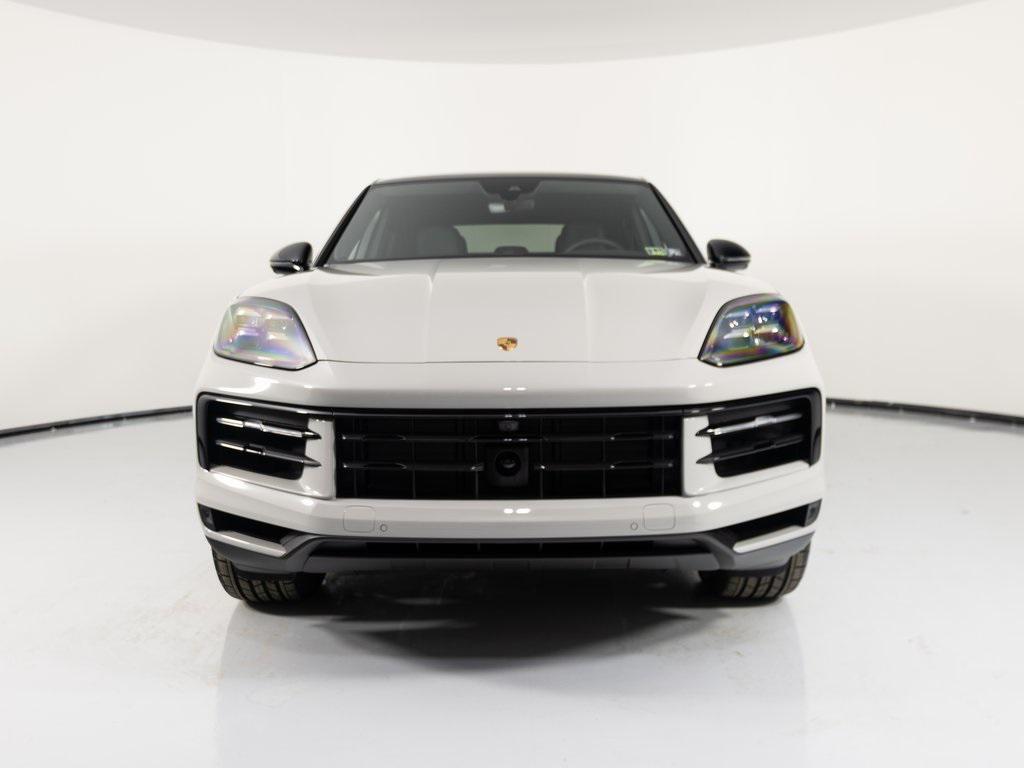 new 2025 Porsche Cayenne car, priced at $107,465