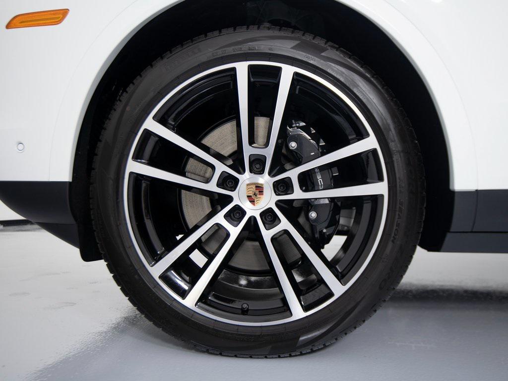 new 2026 Porsche Cayenne car, priced at $113,710