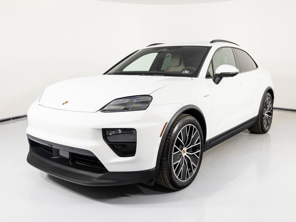 new 2025 Porsche Macan car, priced at $95,095