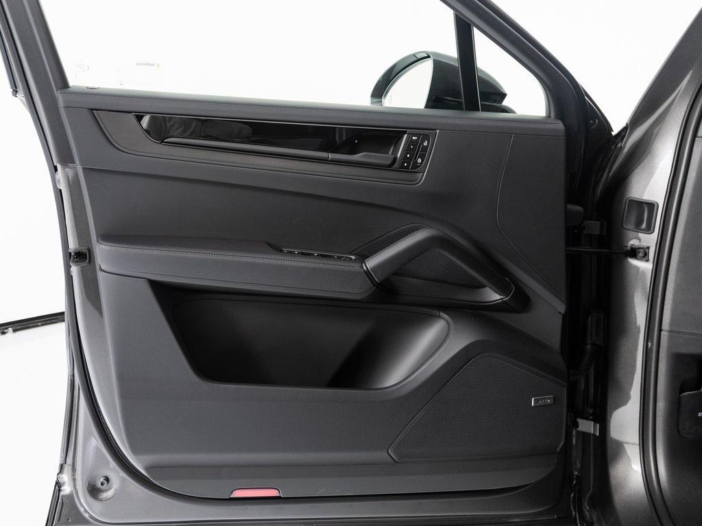 new 2025 Porsche Cayenne car, priced at $141,995