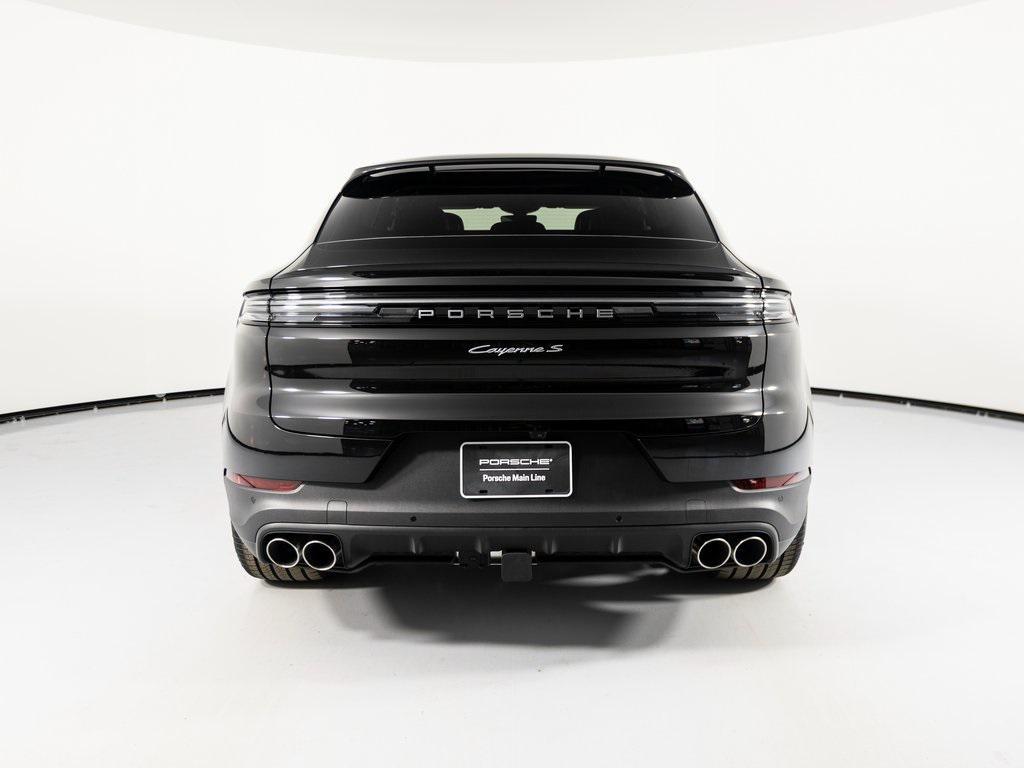 new 2025 Porsche Cayenne car, priced at $125,955
