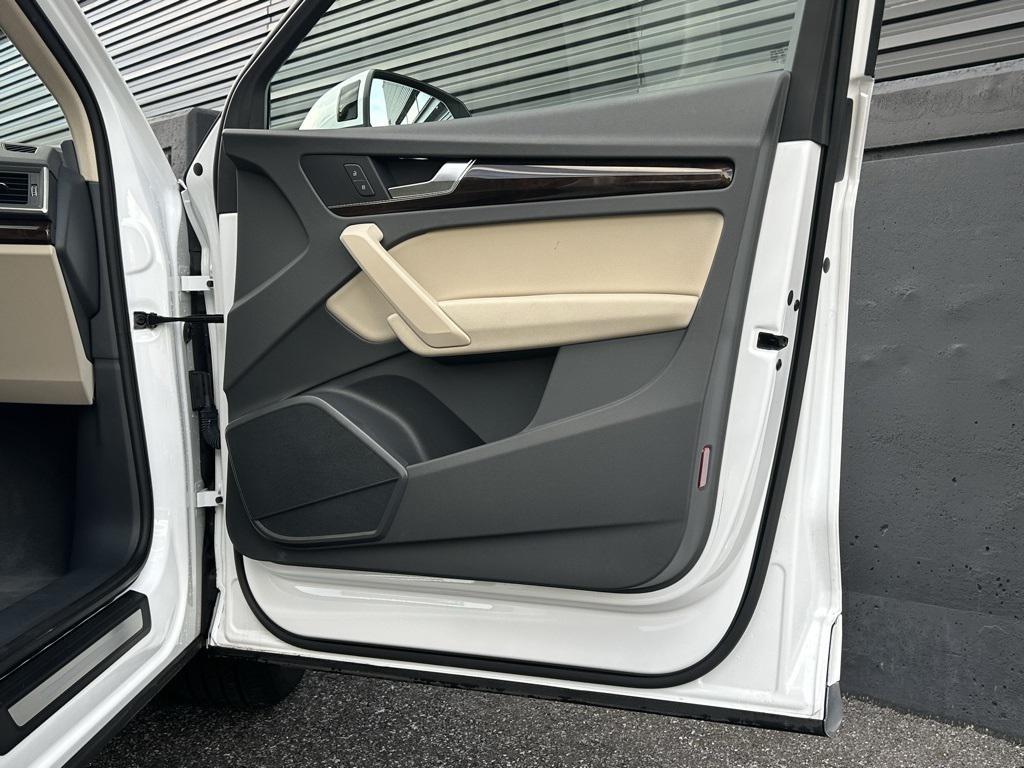 used 2018 Audi Q5 car, priced at $23,495