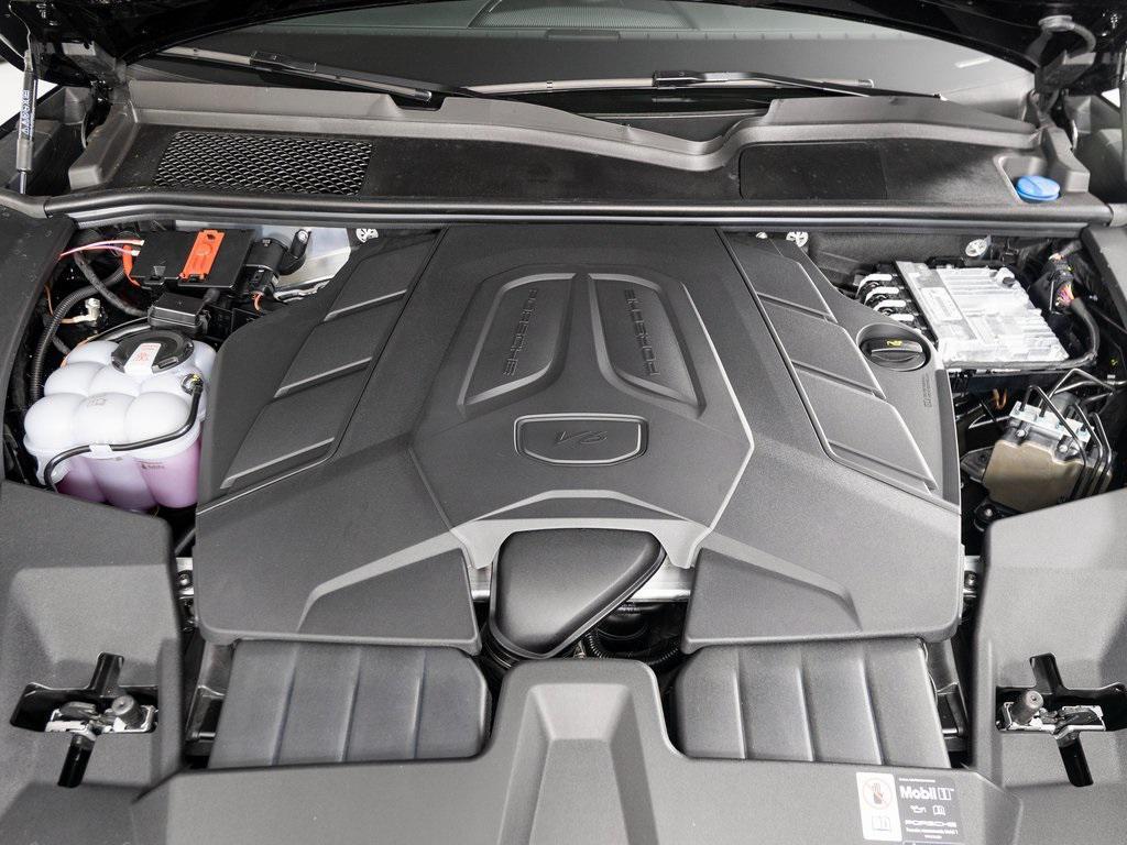 new 2025 Porsche Cayenne car, priced at $106,455