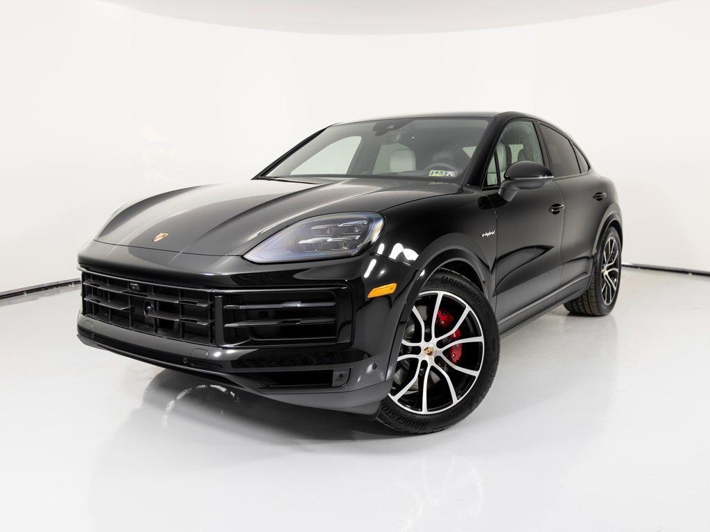 new 2025 Porsche Cayenne car, priced at $134,335