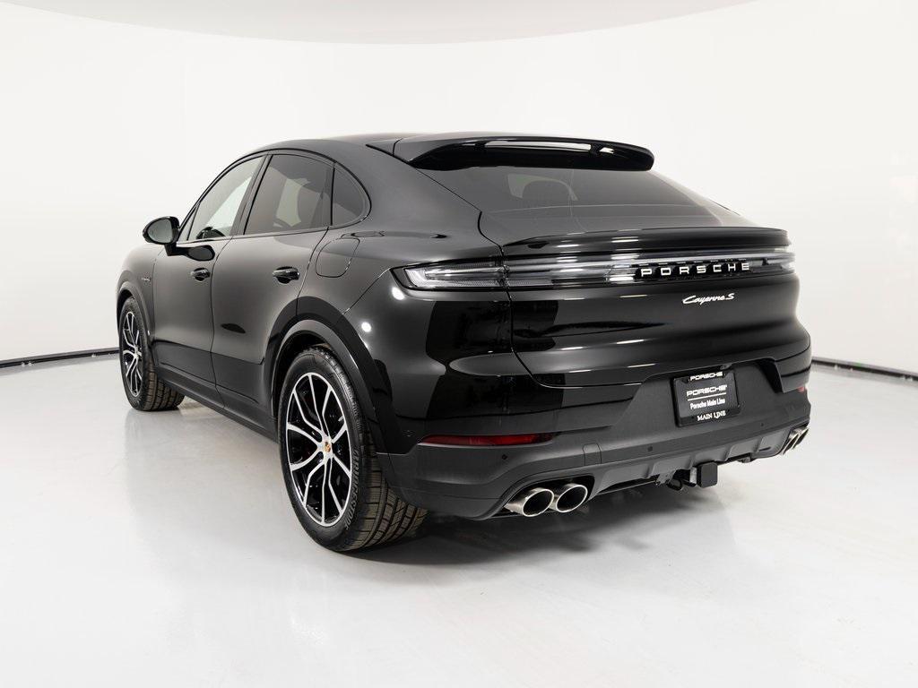 new 2025 Porsche Cayenne car, priced at $134,335