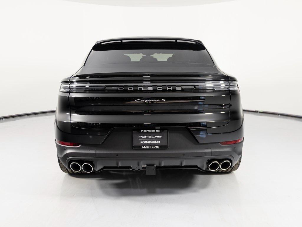 new 2025 Porsche Cayenne car, priced at $134,335