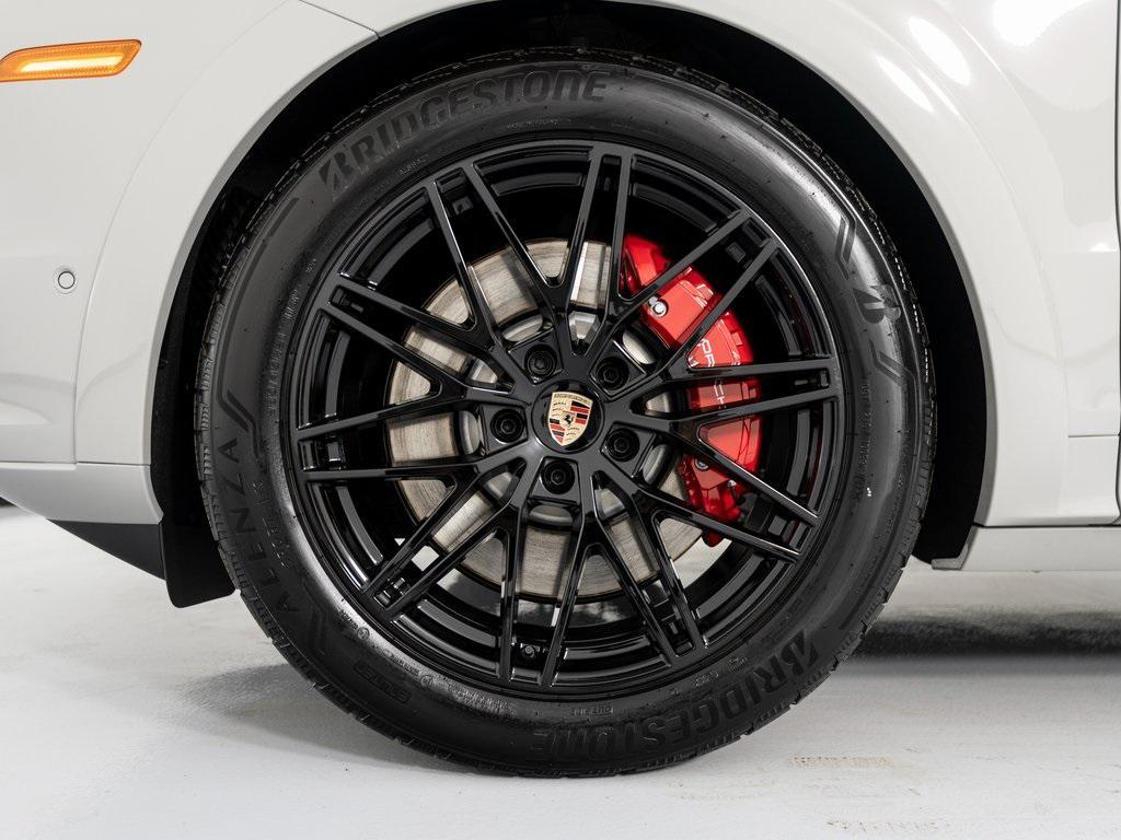 new 2025 Porsche Cayenne car, priced at $146,715