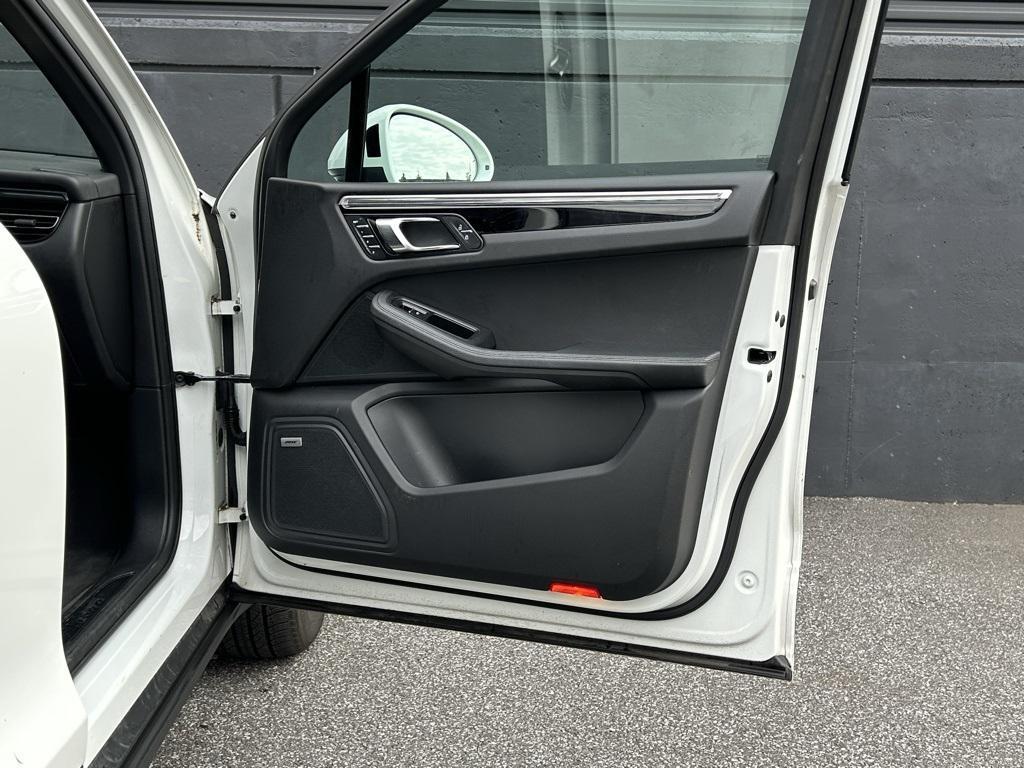 used 2020 Porsche Macan car, priced at $34,995