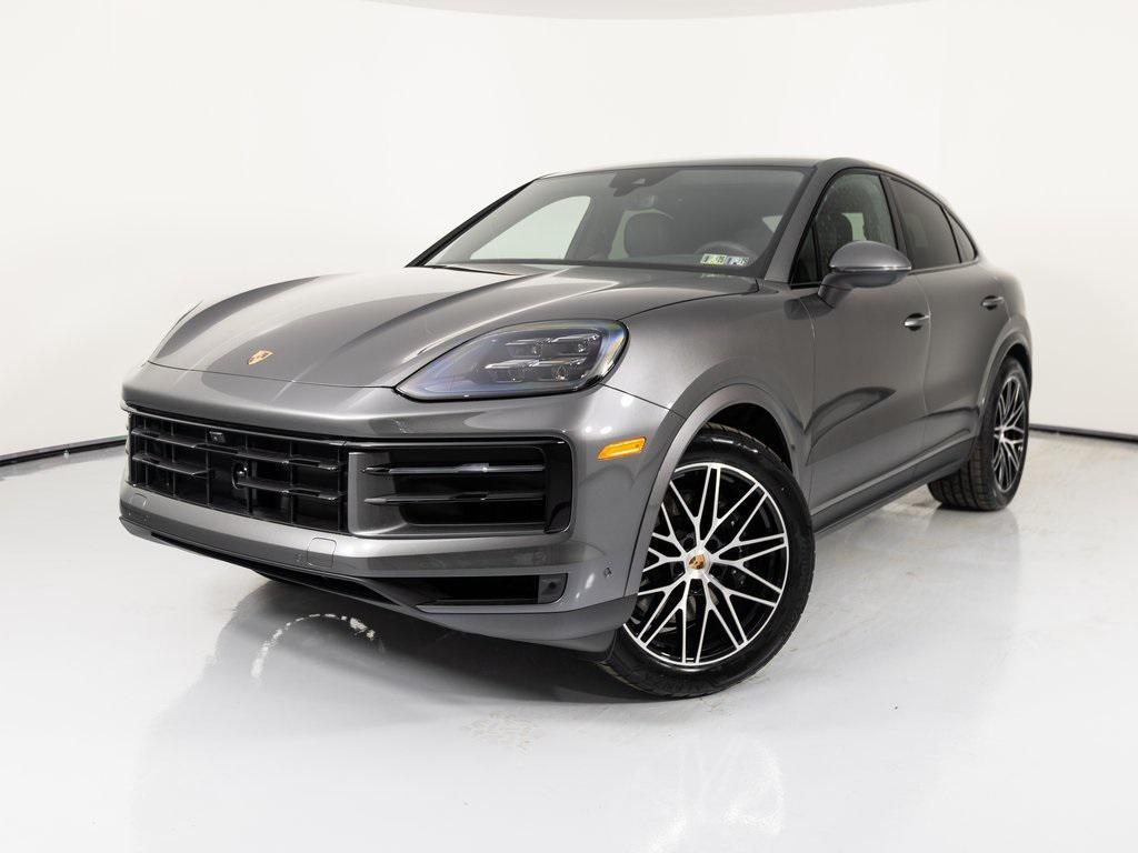 new 2025 Porsche Cayenne car, priced at $101,835