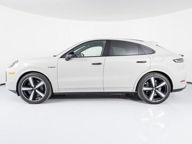 new 2025 Porsche Cayenne car, priced at $201,325