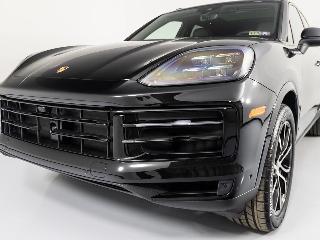 new 2025 Porsche Cayenne car, priced at $101,435
