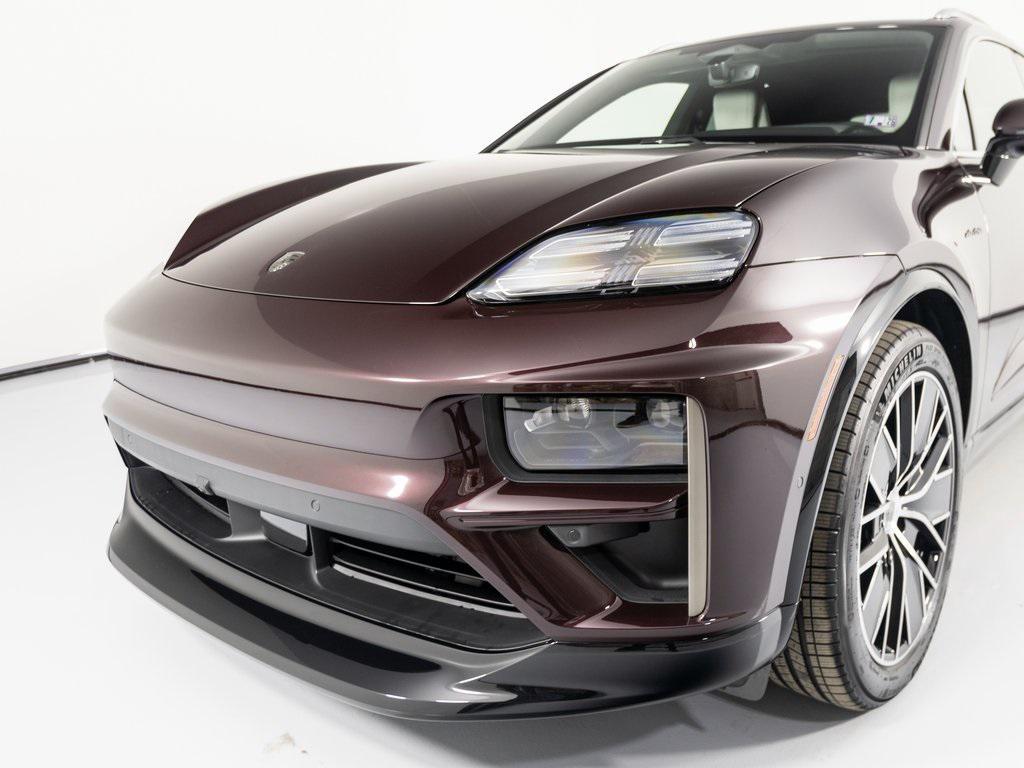 new 2025 Porsche Macan car, priced at $124,335