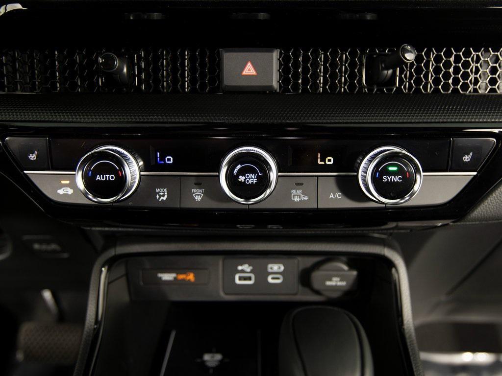 used 2025 Honda CR-V Hybrid car, priced at $39,995