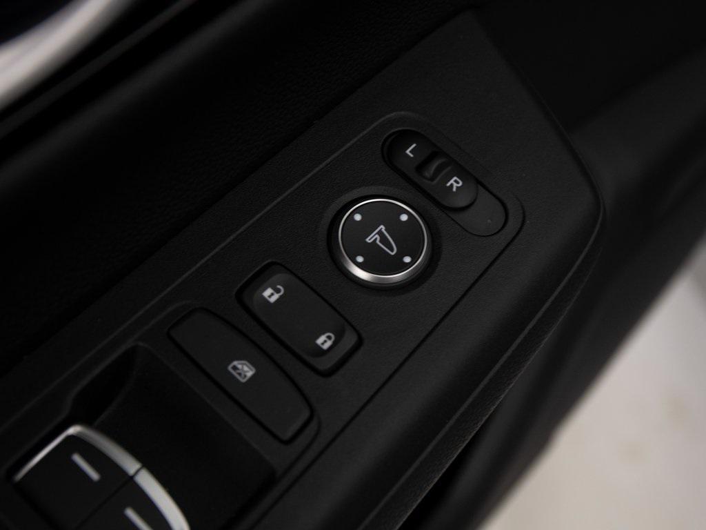 used 2025 Honda CR-V Hybrid car, priced at $39,995
