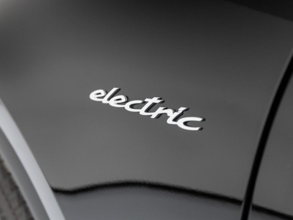 new 2025 Porsche Macan car, priced at $93,245