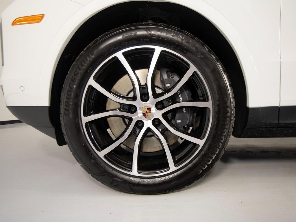 new 2026 Porsche Cayenne car, priced at $124,430