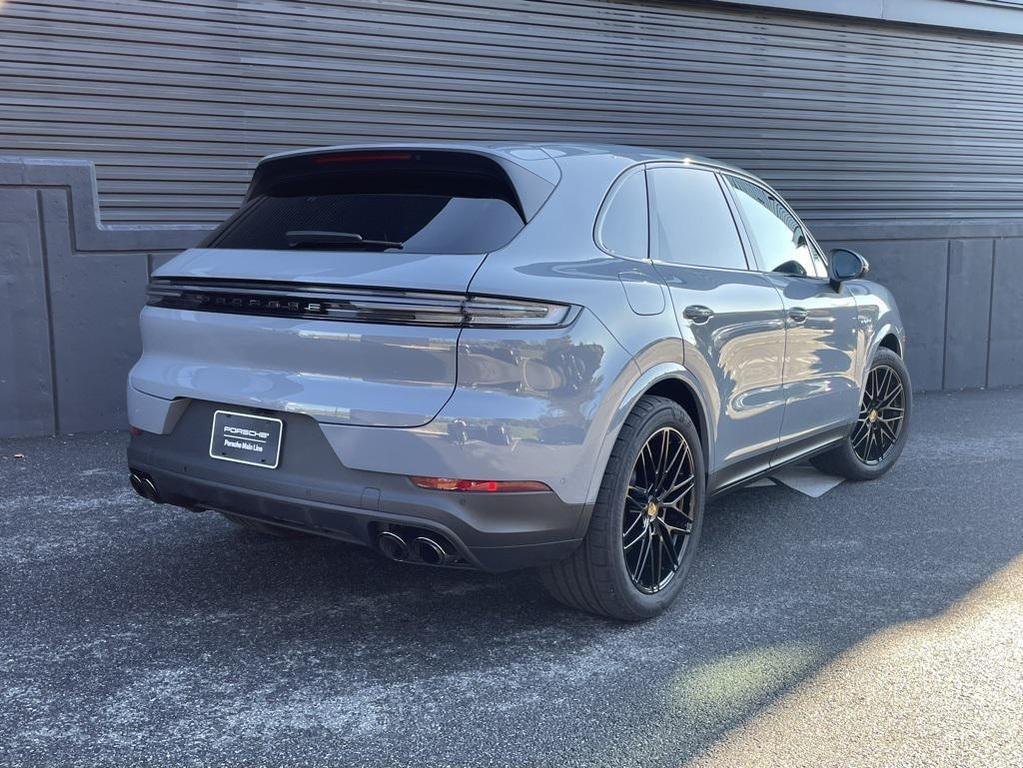 used 2024 Porsche Cayenne car, priced at $92,995