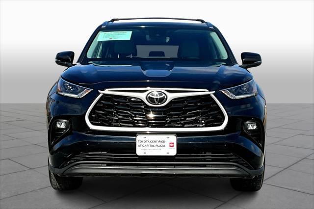 used 2021 Toyota Highlander car, priced at $36,420