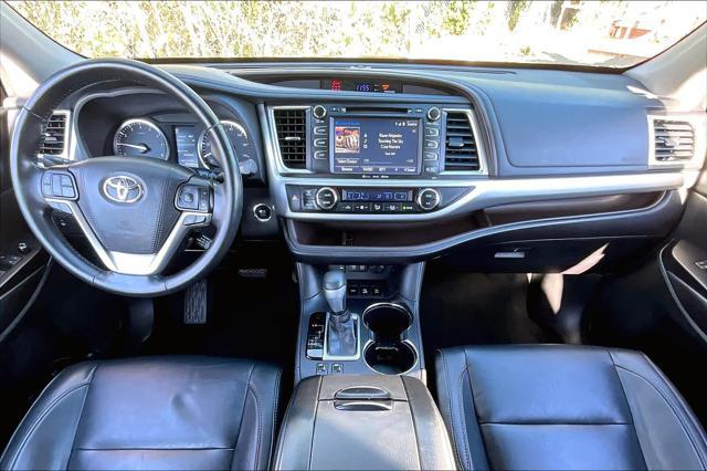 used 2017 Toyota Highlander car, priced at $25,411