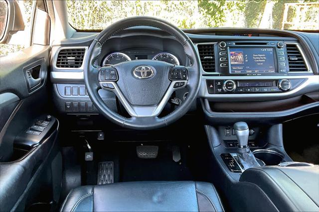 used 2017 Toyota Highlander car, priced at $25,411