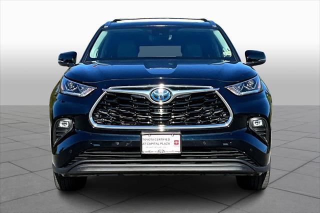 used 2023 Toyota Highlander Hybrid car, priced at $43,995