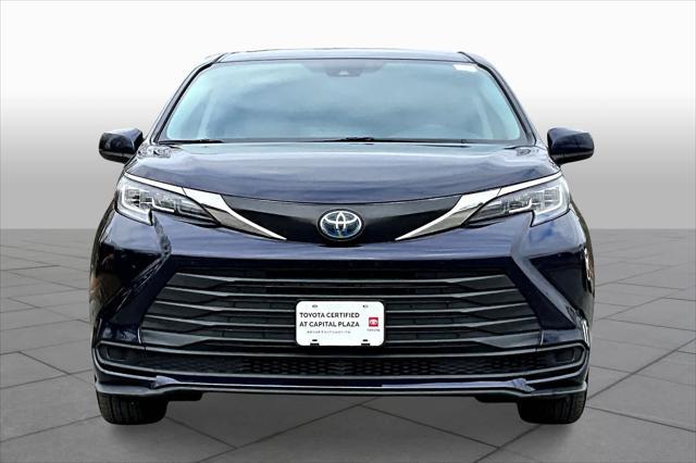 used 2022 Toyota Sienna car, priced at $38,709