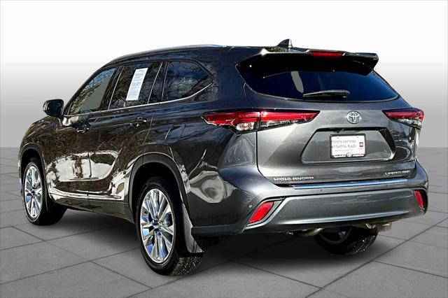 used 2022 Toyota Highlander car, priced at $41,535