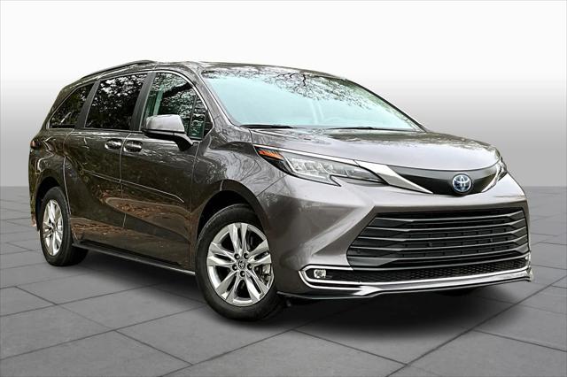 used 2022 Toyota Sienna car, priced at $42,495