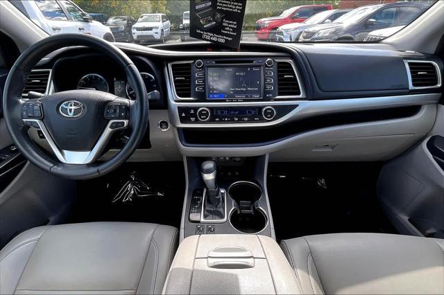 used 2019 Toyota Highlander car, priced at $28,882