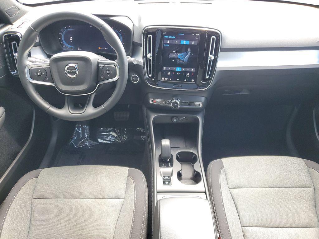 used 2025 Volvo XC40 car, priced at $28,900