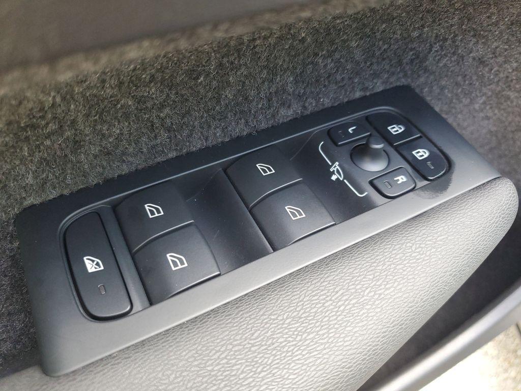 used 2025 Volvo XC40 car, priced at $28,900