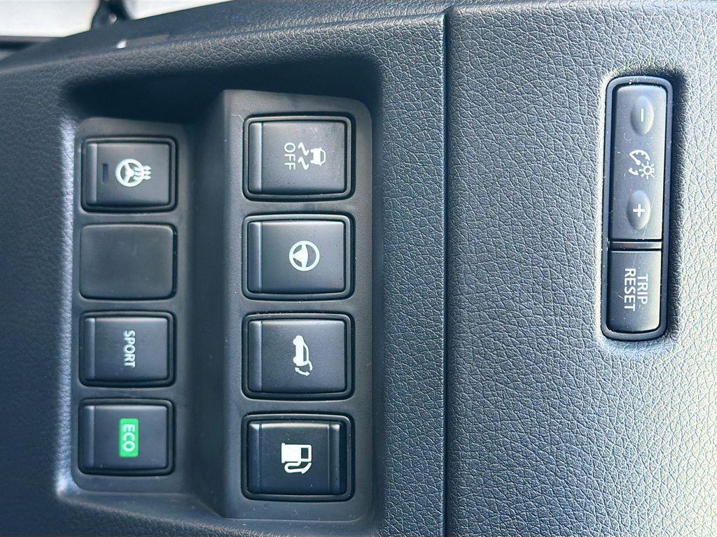 used 2020 Nissan Rogue car, priced at $17,330