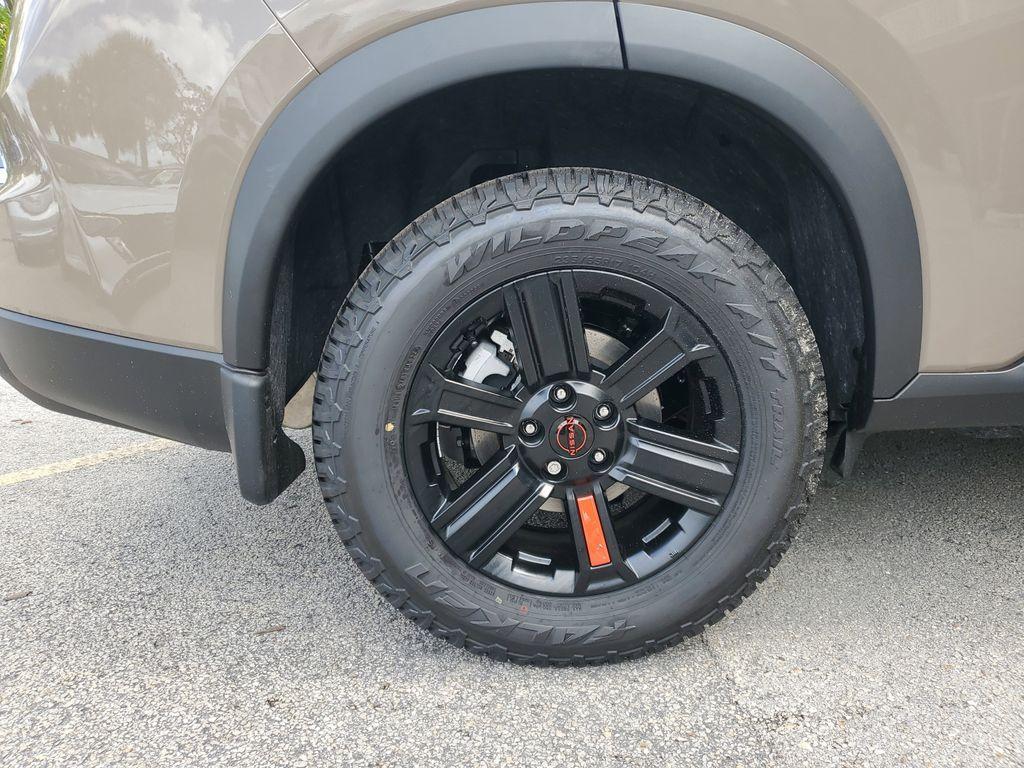 new 2025 Nissan Rogue car, priced at $33,143