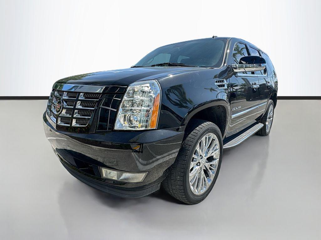 used 2013 Cadillac Escalade car, priced at $19,900