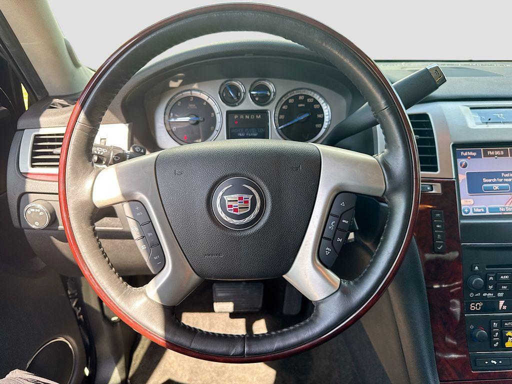 used 2013 Cadillac Escalade car, priced at $19,900