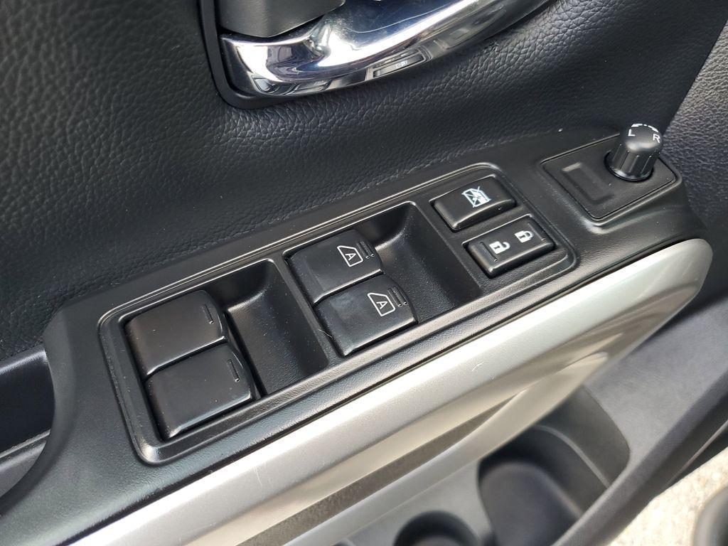 used 2023 Nissan Titan car, priced at $33,900