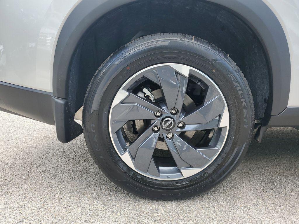 new 2025 Nissan Rogue car, priced at $29,094