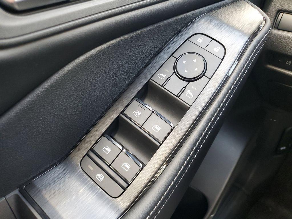 new 2025 Nissan Rogue car, priced at $30,928