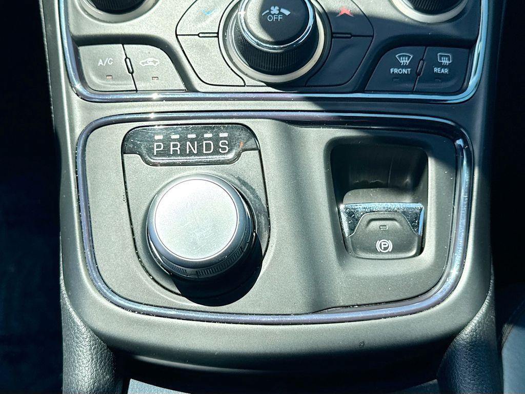 used 2016 Chrysler 200 car, priced at $8,000