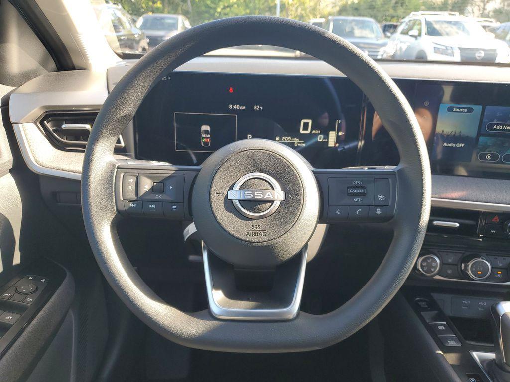 new 2025 Nissan Kicks car, priced at $25,194