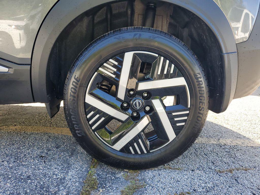 new 2025 Nissan Kicks car, priced at $25,194