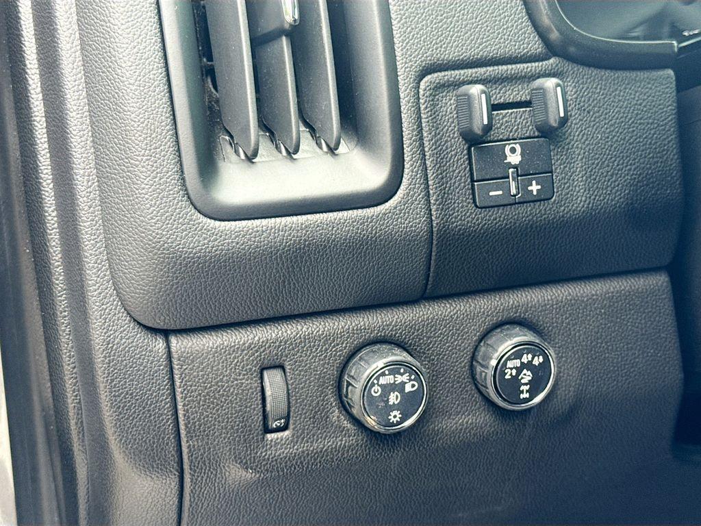 used 2022 Chevrolet Colorado car, priced at $39,900