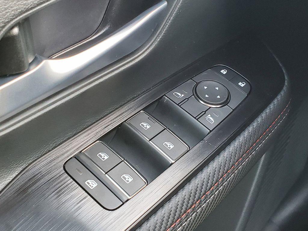 new 2025 Nissan Kicks car, priced at $27,805