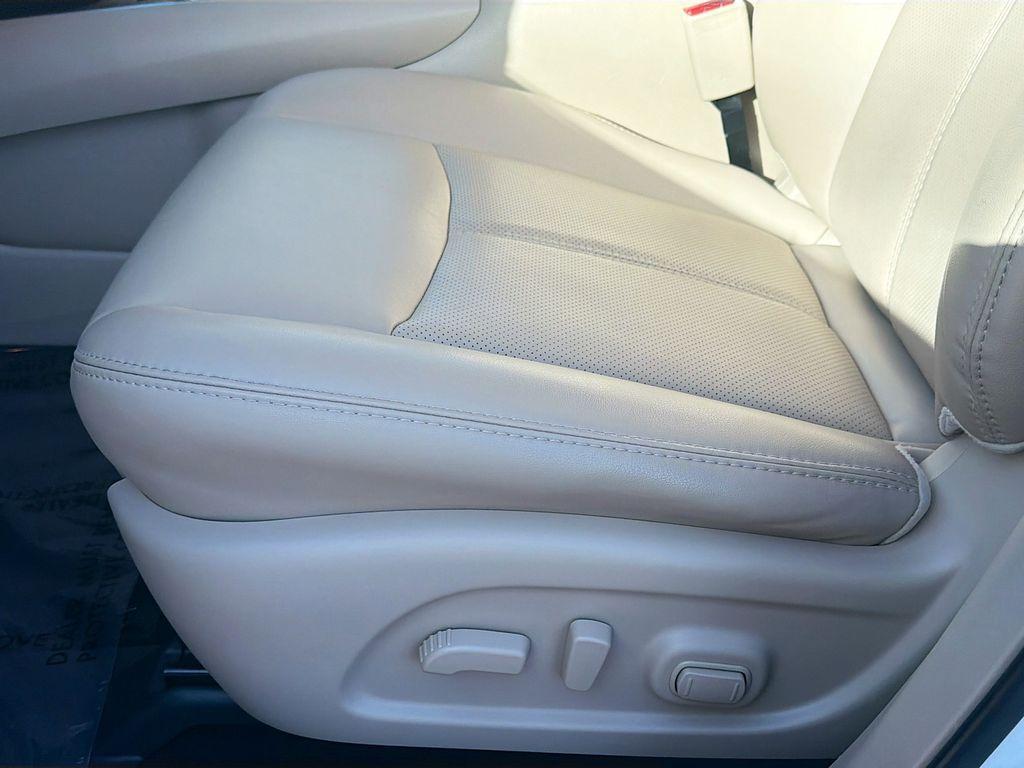 used 2020 Nissan Pathfinder car, priced at $21,890