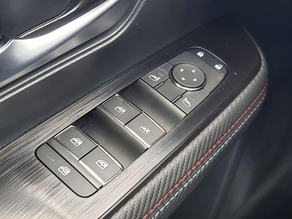 new 2025 Nissan Kicks car, priced at $26,461