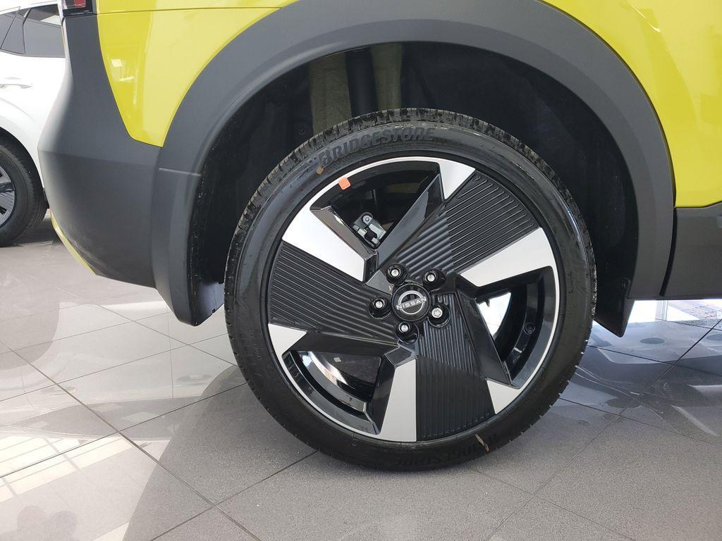 new 2025 Nissan Kicks car, priced at $26,461