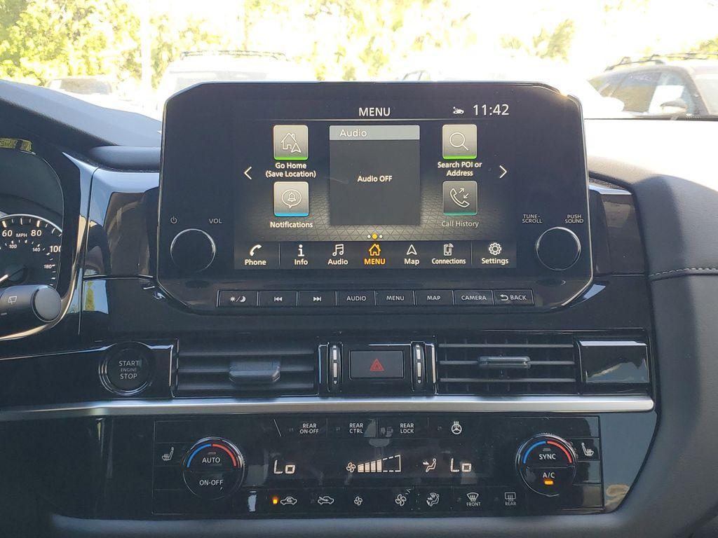 new 2025 Nissan Pathfinder car, priced at $41,968