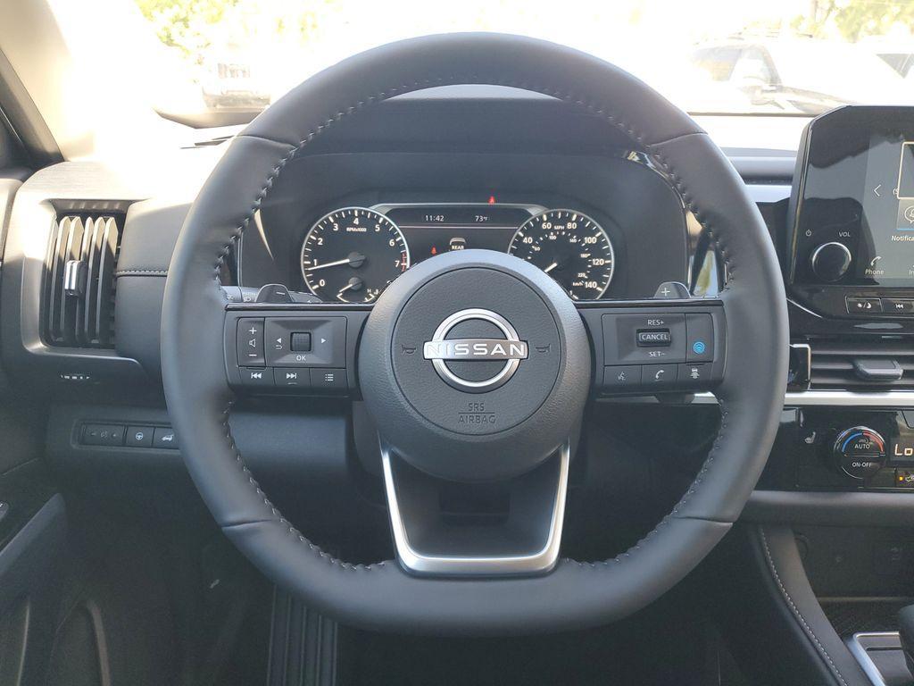 new 2025 Nissan Pathfinder car, priced at $41,968