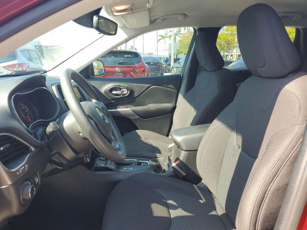 used 2021 Jeep Cherokee car, priced at $16,900