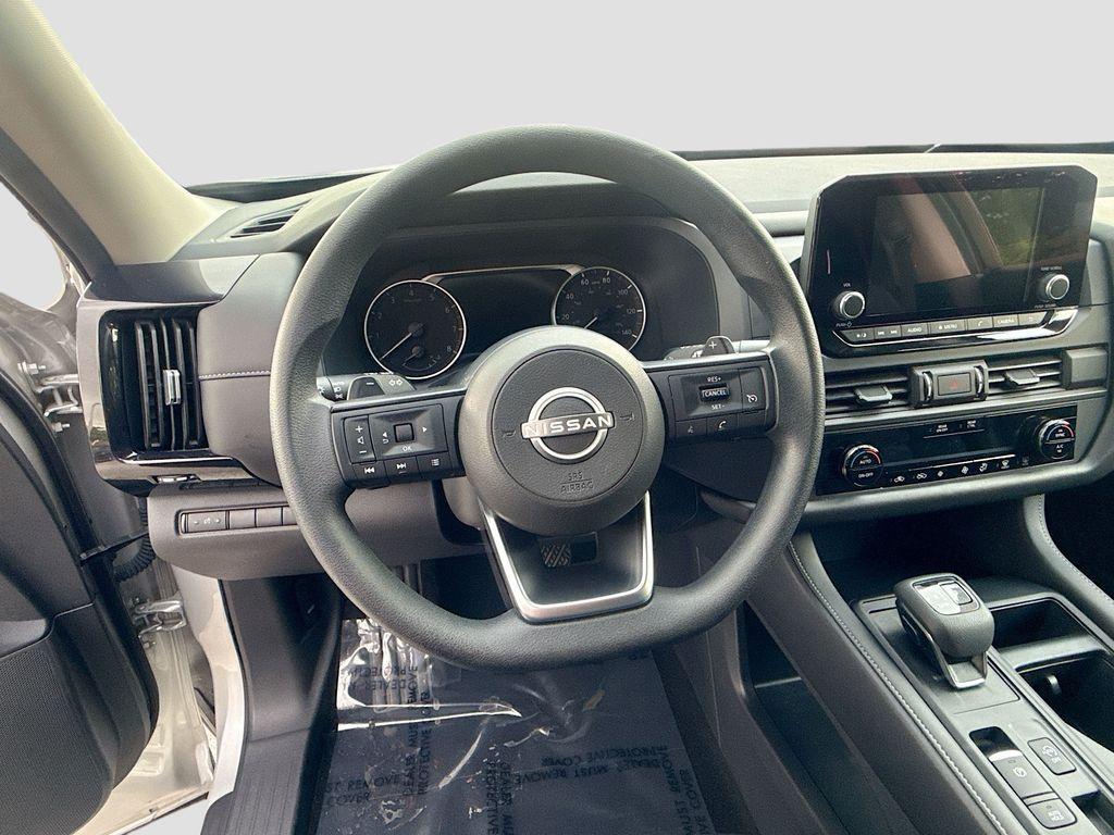 used 2024 Nissan Pathfinder car, priced at $27,400